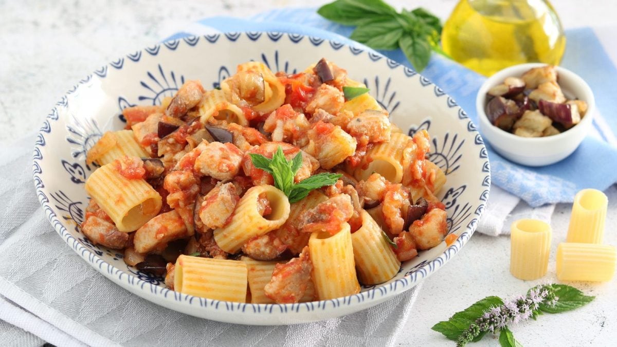 pasta-pesce-spada-e-melanzane